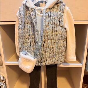 Stylish Tweed Vest with Faux Fur Bag